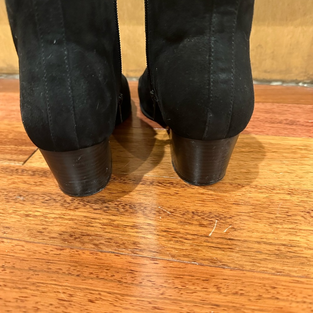 Heeled boots - Picture 2 of 2